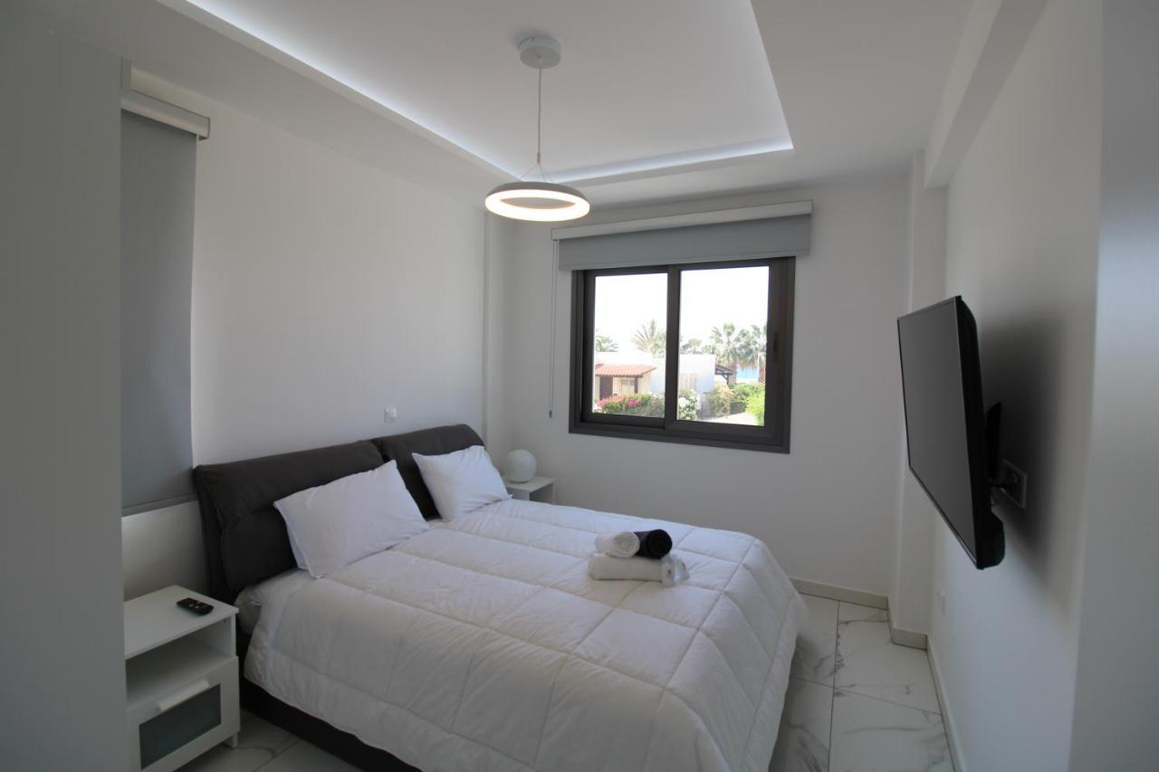 42 Beach Coast Apartment 폴리스 외부 사진